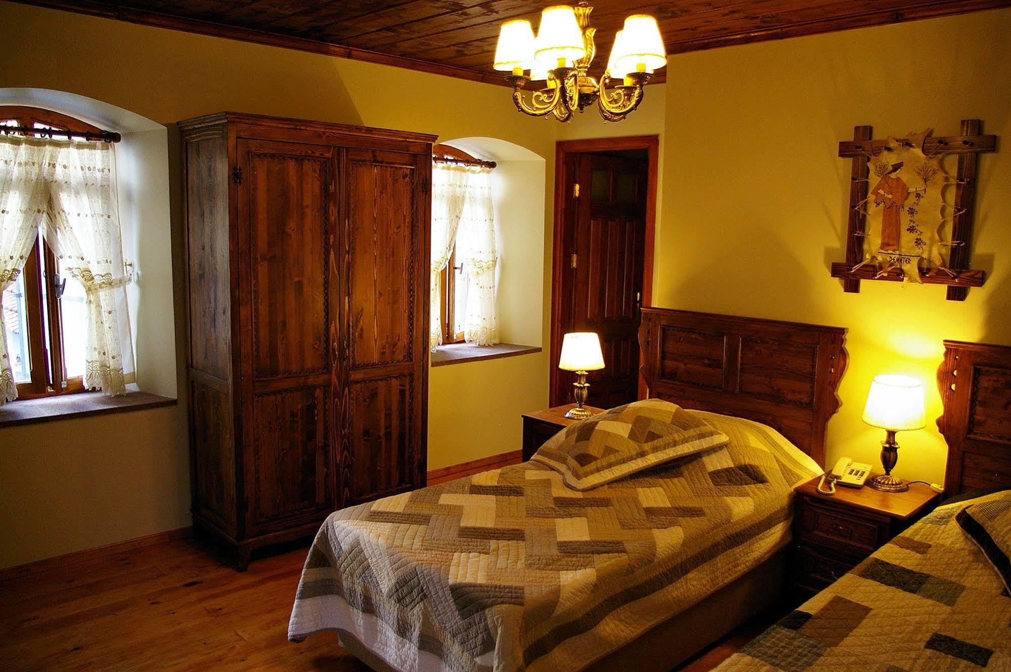 Hera Hotel Бергама Экстерьер фото